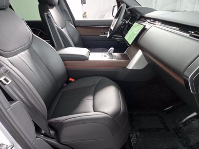 New 2027 Land Rover Range Rover SE