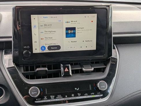 Used 2023 Toyota Corolla Cross XLE image 13