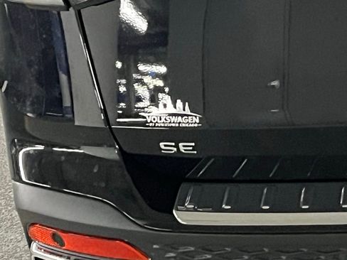 New 2025 Volkswagen Taos SE image 36