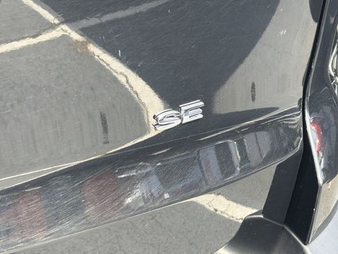 Used 2021 Ford EcoSport SE image 28