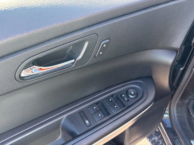 Used 2012 GMC Acadia SLE FWD image 10
