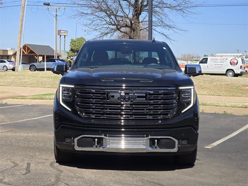 Used 2025 GMC Sierra 1500 Denali Ultimate image 2