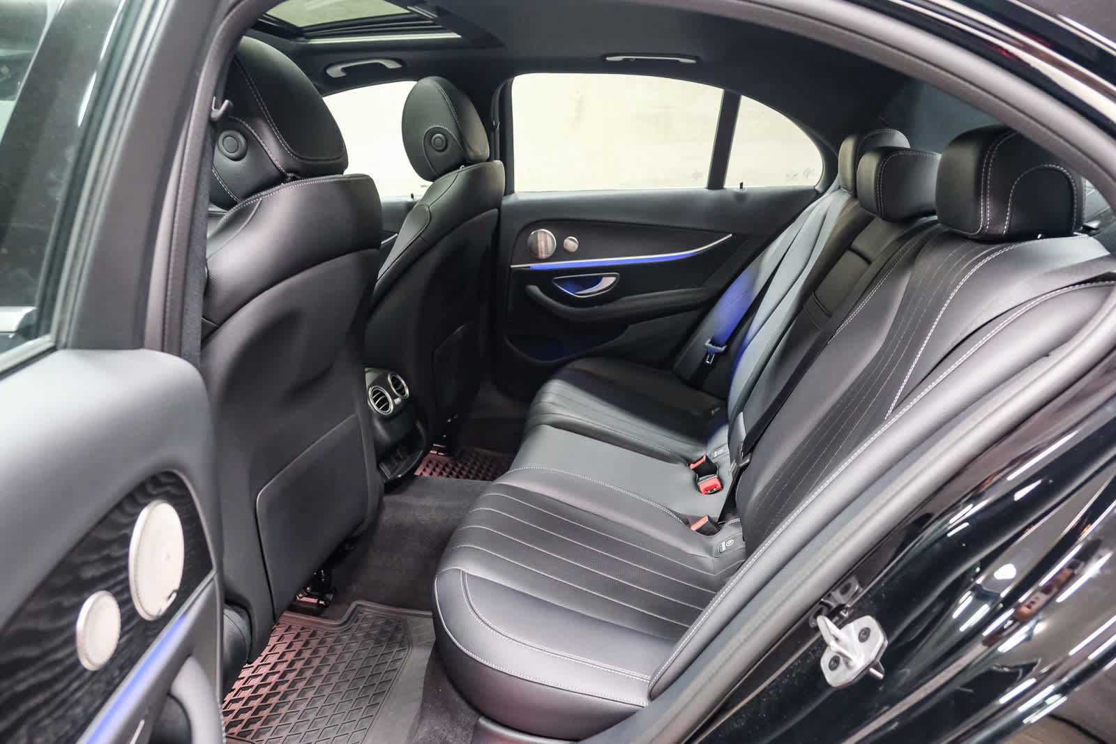 Certified 2023 Mercedes-Benz E 350 4MATIC Sedan image 23