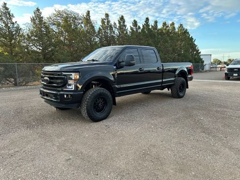 Used 2022 Ford F350 King Ranch w/ King Ranch Ultimate Package AWD/4WD image 2