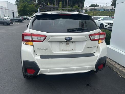 Used 2018 Subaru Crosstrek 2.0i AWD/4WD image 9