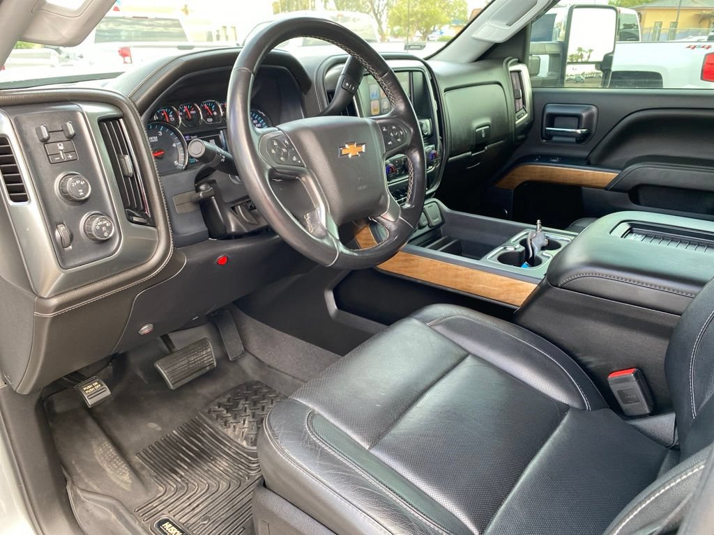 Used 2019 Chevrolet Silverado 2500 LTZ w/ Duramax Plus Package AWD/4WD image 28