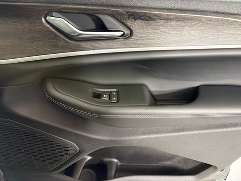 New 2026 Jeep Grand Cherokee Altitude RWD image 12