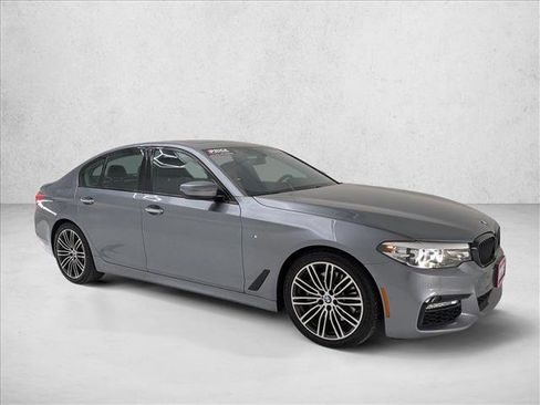 Used 2018 BMW 530i xDrive image 3