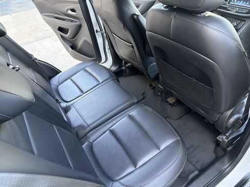 Used 2018 Buick Encore Essence image 33