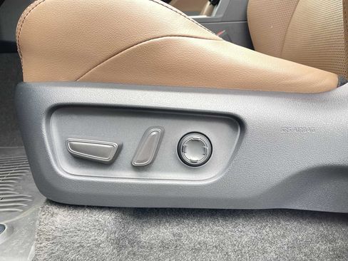Used 2025 Toyota 4Runner Limited RWD image 14