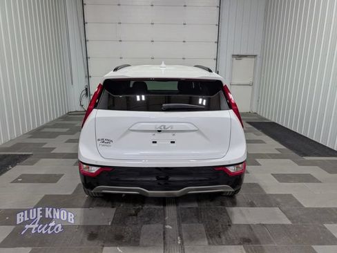 Used 2024 Kia Niro Wind FWD image 3
