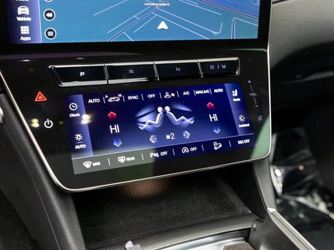 Used 2023 Maserati Grecale GT image 32