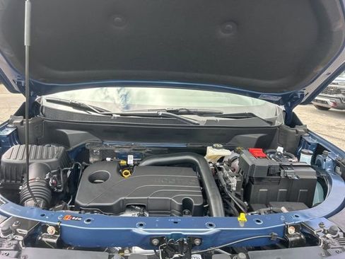 New 2026 Chevrolet Equinox LT w/ Convenience Package II image 36
