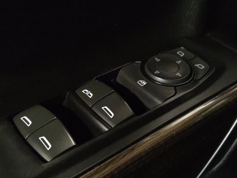 Used 2019 Chevrolet Silverado 1500 LT w/ All-Star Edition RWD image 27