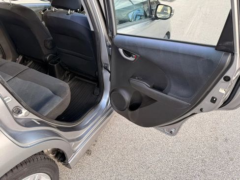 Used 2009 Honda Fit Sport image 24