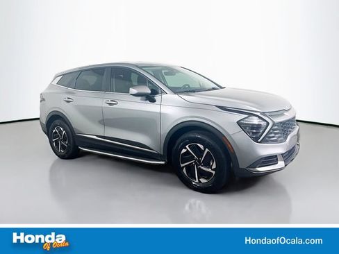 Used 2024 Kia Sportage LX AWD/4WD image 1