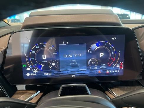 New 2026 Chevrolet Suburban High Country AWD/4WD image 21