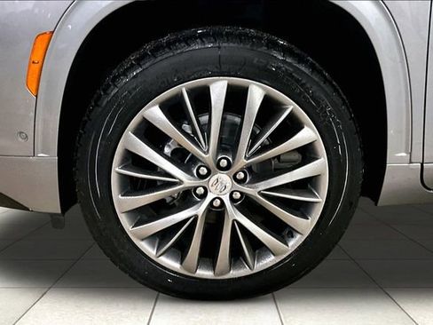 New 2026 Buick Enclave Avenir w/ Super Cruise Package image 8