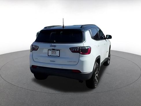 Used 2025 Jeep Compass Limited image 10