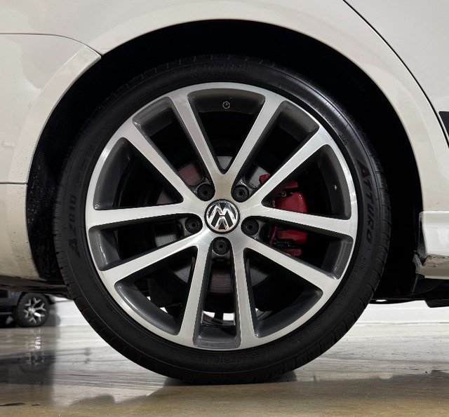 Used 2010 Volkswagen Jetta TDI Cup FWD image 22