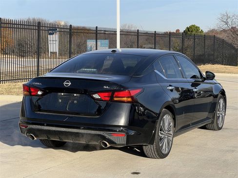 Certified 2024 Nissan Altima 2.5 SL image 4