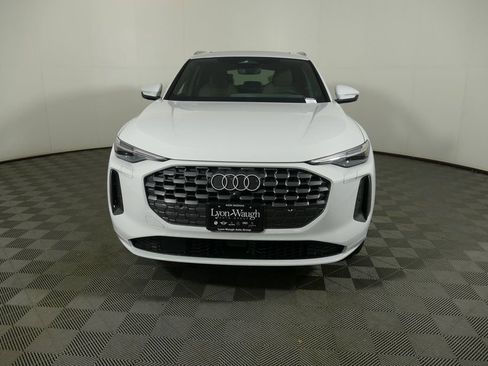 New 2025 Audi Q5 Premium Plus image 8