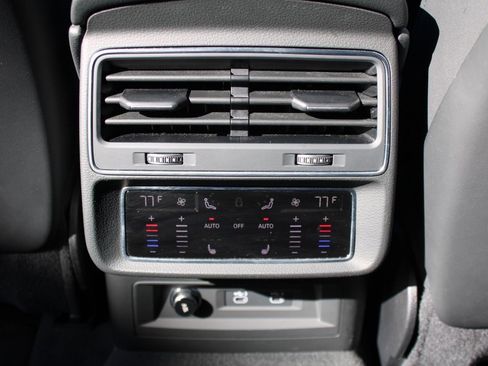 Used 2021 Audi Q7 2.0T Premium Plus image 35