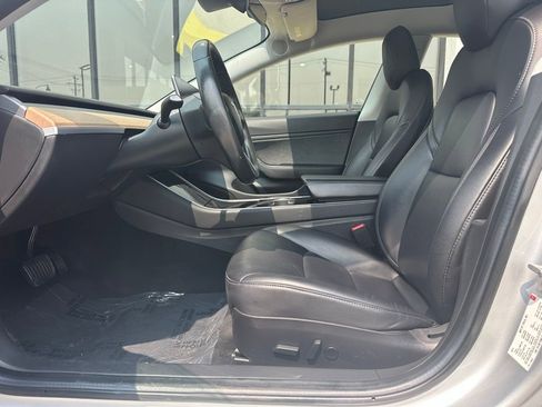 Used 2018 Tesla Model 3 Long Range image 19