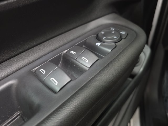 Used 2023 GMC Terrain SLE w/ Driver Convenience Package AWD/4WD image 26