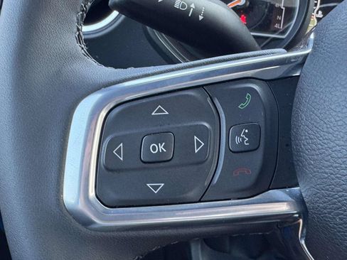 Used 2025 Jeep Wrangler Unlimited Sahara w/ Safety Group AWD/4WD image 25