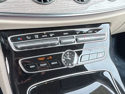 Used 2018 Mercedes-Benz E 400 4MATIC Cabriolet image 29