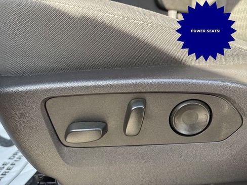 Used 2024 Chevrolet Silverado 1500 Custom image 14