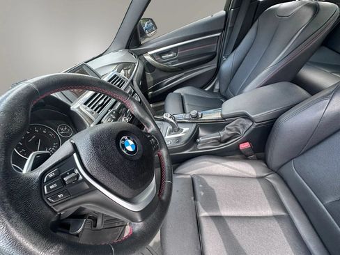 Used 2017 BMW 330i xDrive Sedan AWD/4WD image 14