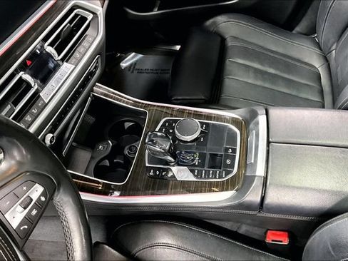 Used 2019 BMW X5 xDrive40i w/ Convenience Package AWD/4WD image 19