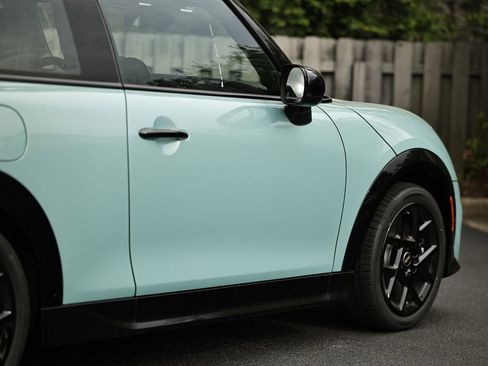New 2026 MINI Cooper S image 8