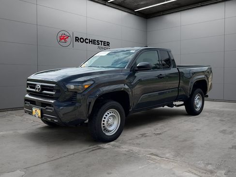 Certified 2025 Toyota Tacoma SR AWD/4WD image 7