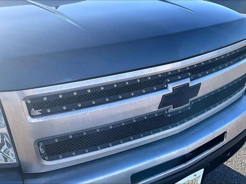 Used 2011 Chevrolet Silverado 1500 LT w/ All-Star Edition AWD/4WD image 39