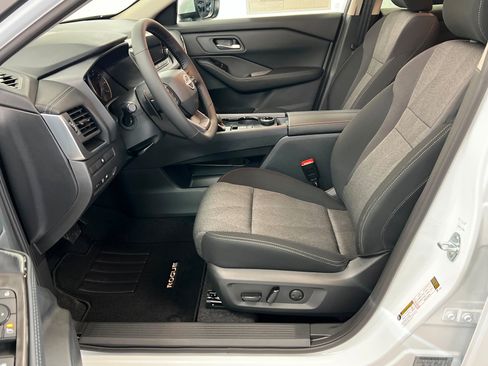 New 2026 Nissan Rogue SV image 17
