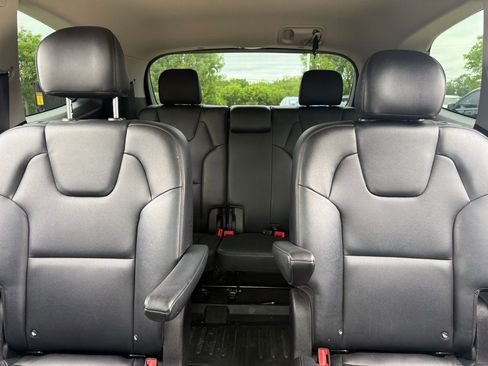 Used 2022 Kia Telluride S image 20