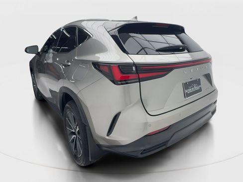 Used 2022 Lexus NX 250 FWD image 10