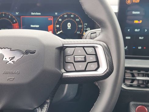 Used 2024 Ford Mustang Coupe image 27