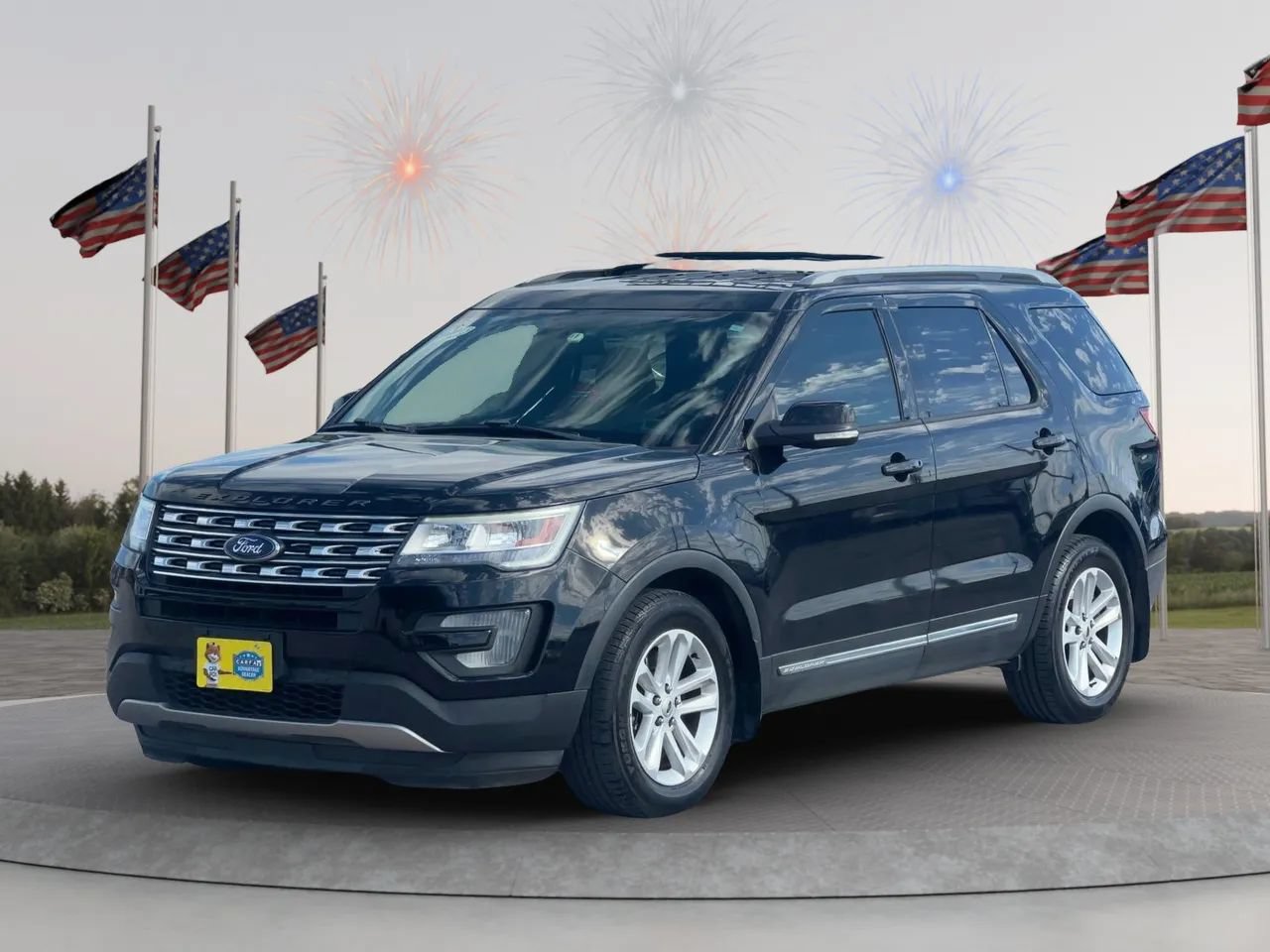 Used 2017 Ford Explorer XLT FWD image 3