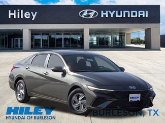 Certified 2026 Hyundai Elantra SE FWD video 2