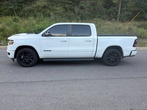 Used 2021 RAM 1500 Laramie AWD/4WD image 4