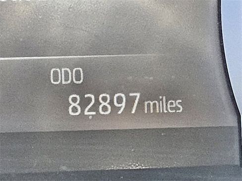 Used 2022 Toyota Highlander XLE image 31