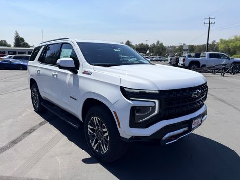 New 2026 Chevrolet Tahoe Z71 w/ Z71 Off-Road Package AWD/4WD image 3