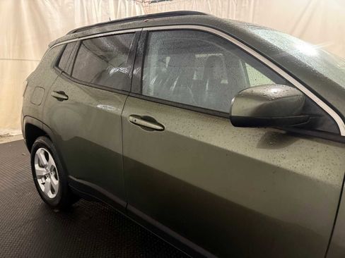 Certified 2021 Jeep Compass Latitude image 11