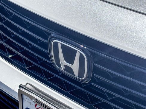 Used 2024 Honda Accord Sport image 10