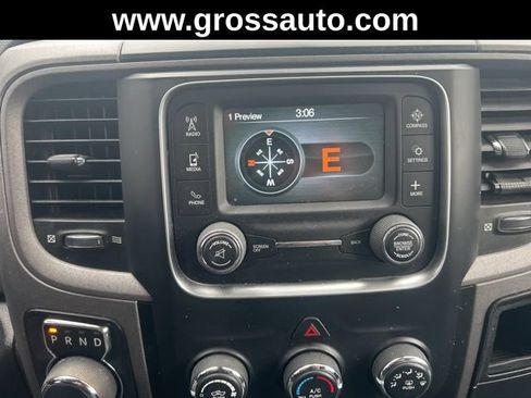 Used 2017 RAM 1500 Express AWD/4WD image 28