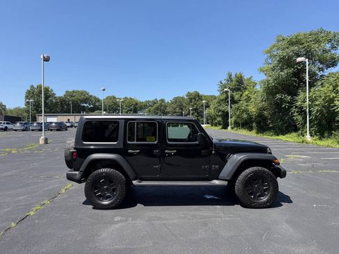 Used 2018 Jeep Wrangler Unlimited Sport S AWD/4WD image 1
